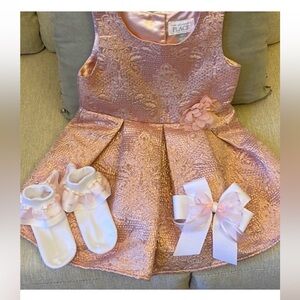 The Children’s Place kids dress size 3T & socks & bow price is firm